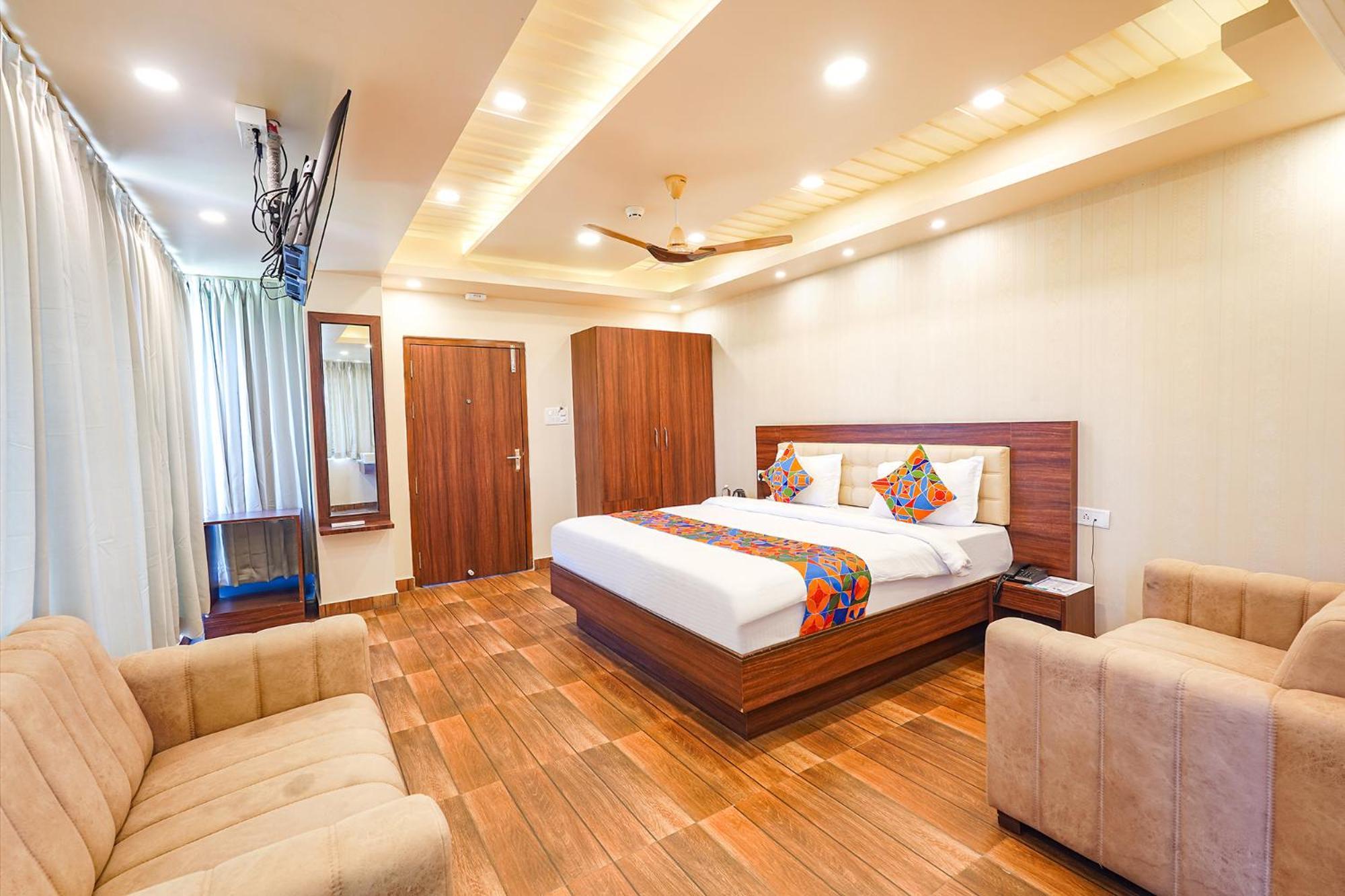 Fabhotel Grand Falcon Bangalore Exterior photo