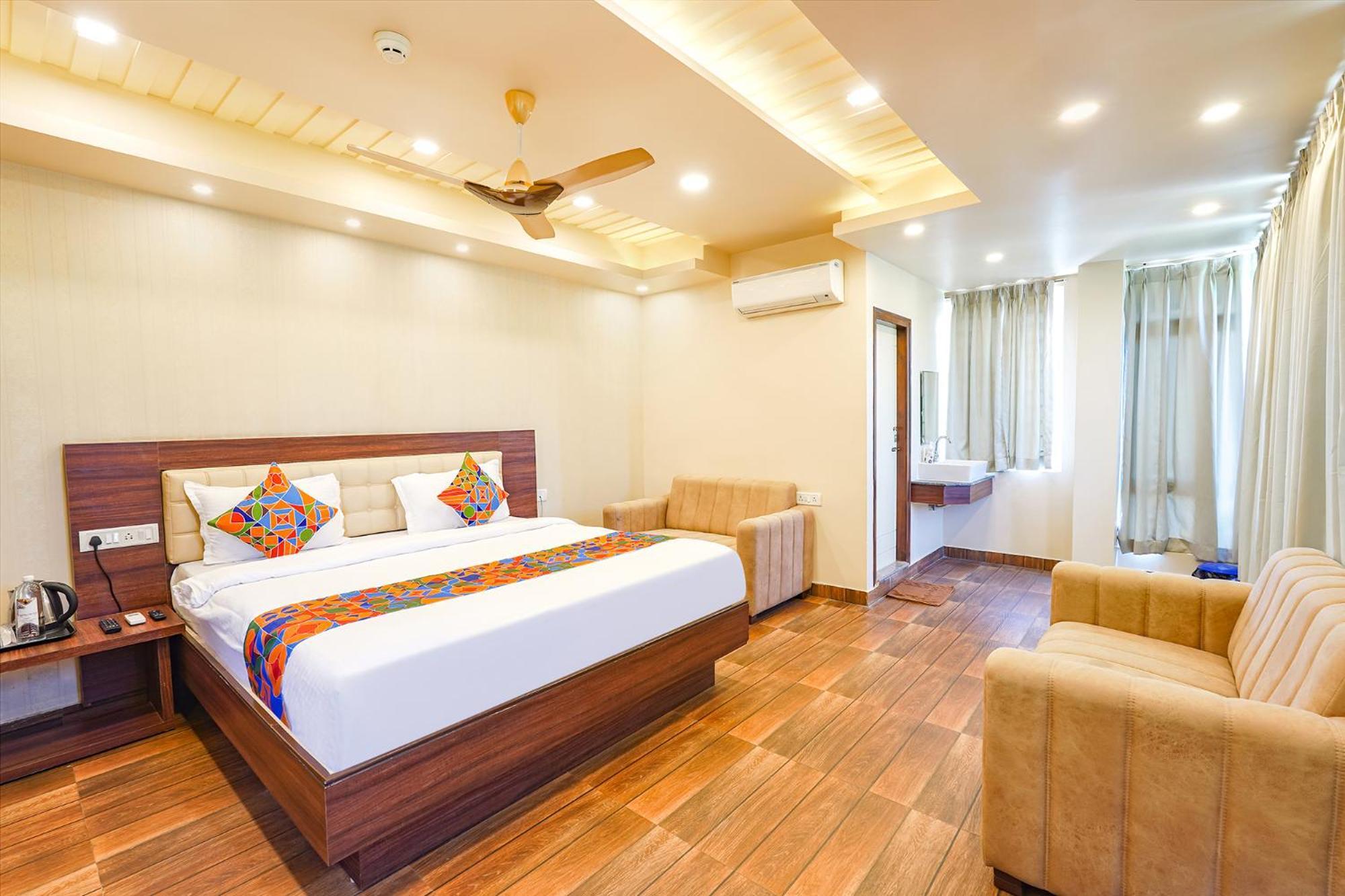 Fabhotel Grand Falcon Bangalore Exterior photo